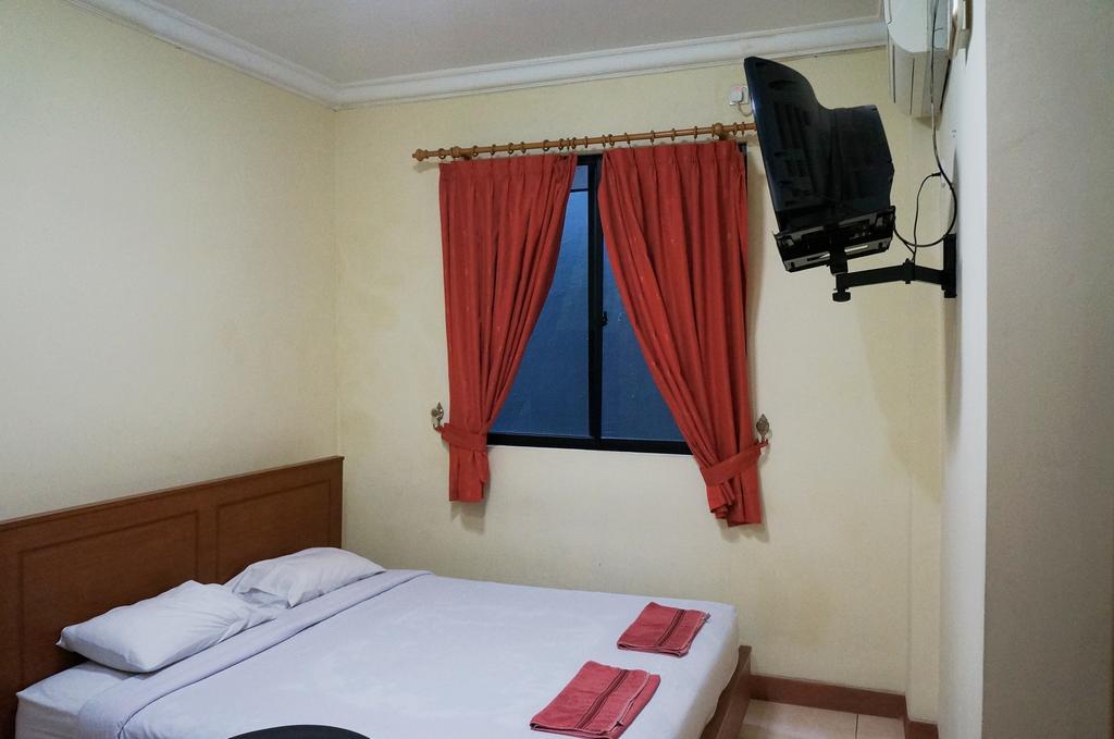 Jesnic Hotel Padang  Extérieur photo
